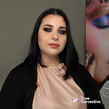 Case Study: Veronica S. TC12 • Corso di Make Up online su Pelle Asfittica in Cream e Gel Technique